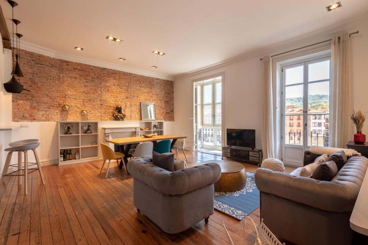 Confort Y Diseno Con Vistas Al Casco Viejo Bilbao Ngoại thất bức ảnh