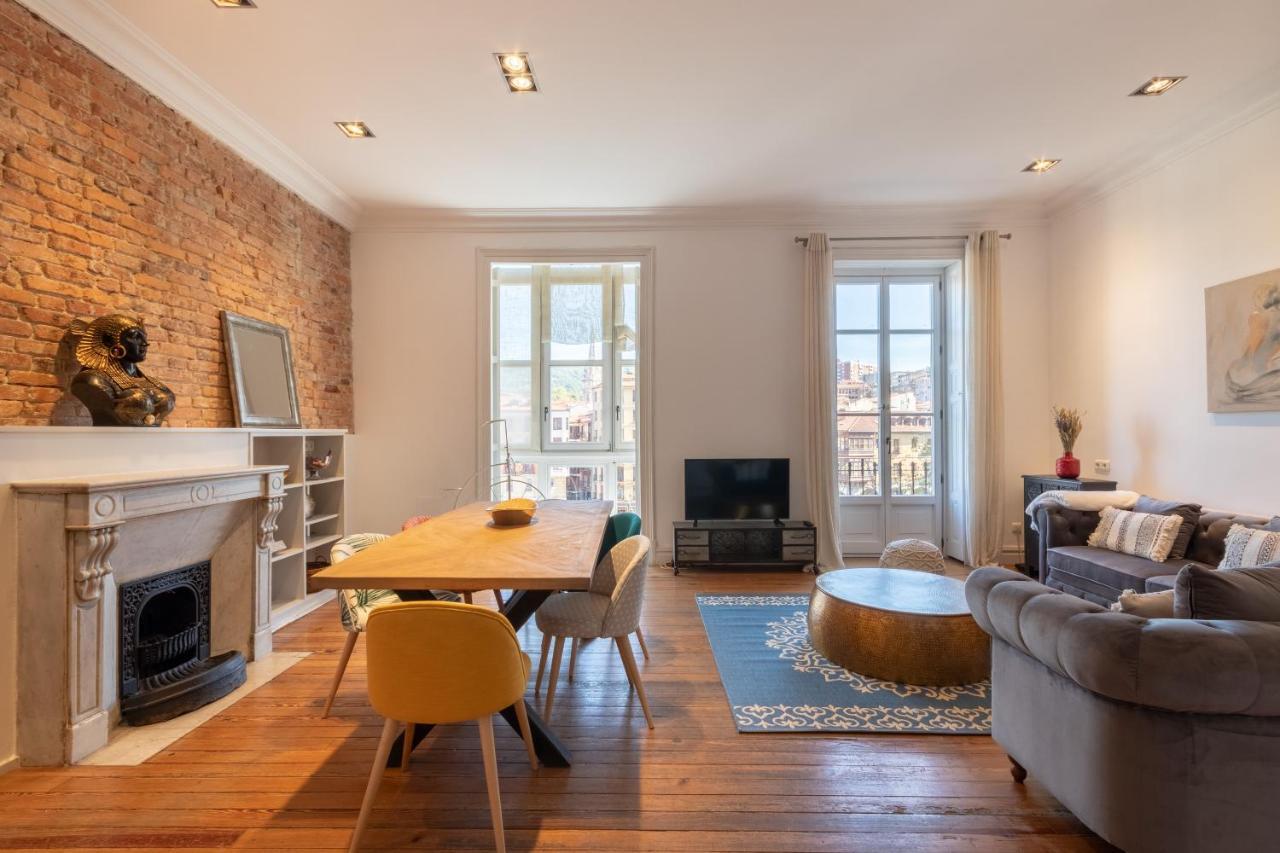 Confort Y Diseno Con Vistas Al Casco Viejo Bilbao Ngoại thất bức ảnh